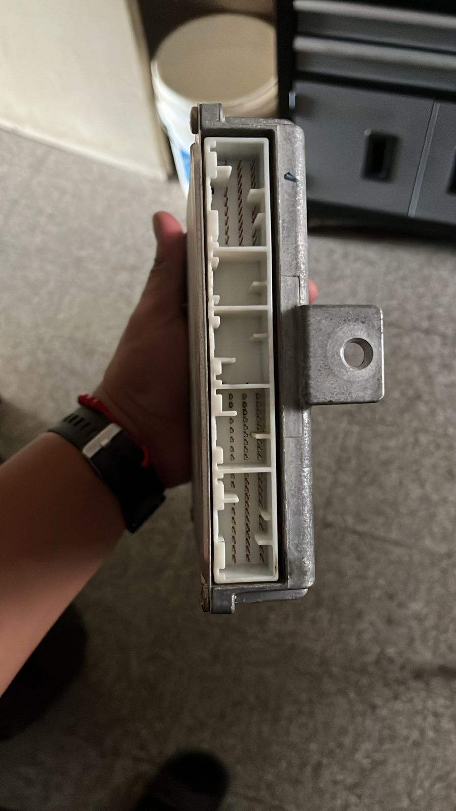 Computadora usado original (ECU) para Honda Civic 2001–2005, probada y en excelente estado funcional. Es un repuesto ideal para resolver fallas de encendido, mezcla de combustible o problemas eléctricos del motor.
✔ Pieza 100% original
✔ Probada y funcionando
✔ Compatible con versiones 2001, 2002, 2003, 2004 y 2005
✔ Repuesto plug & play según número de parte
Entrega inmediata en Guatemala.
📲 WhatsApp 42853315