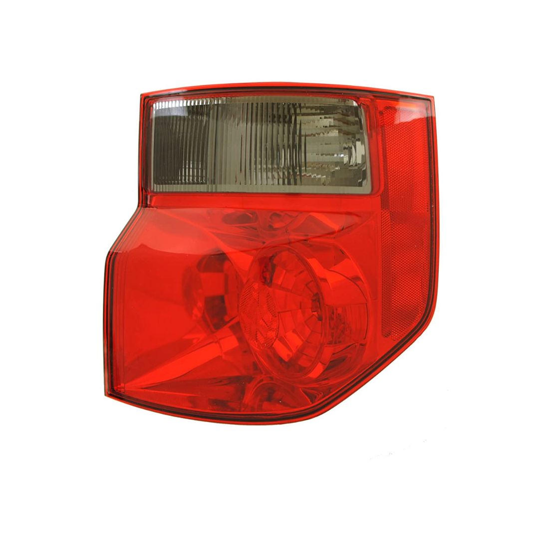 Stop derecho nuevo para Honda Element, compatible con modelos del 2003 al 2008. Fabricado con materiales de alta resistencia y diseño tipo OEM que garantiza iluminación clara, excelente visibilidad y un ajuste exacto al ensamble original del vehículo.
Perfecto para reemplazar stops quebrados, opacos o dañados, recuperando la seguridad y estética trasera del Honda Element. Pieza nueva, lista para instalar, con conectores y soportes compatibles sin necesidad de adaptaciones.
En Crazy Motors ofrecemos repues